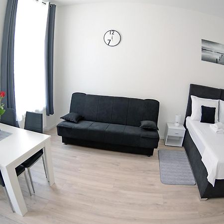 Virtus Apartments And Rooms With Free Private Parking Zagreb Phòng bức ảnh