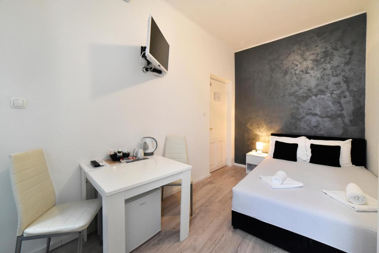 Virtus Apartments And Rooms With Free Private Parking Zagreb Ngoại thất bức ảnh