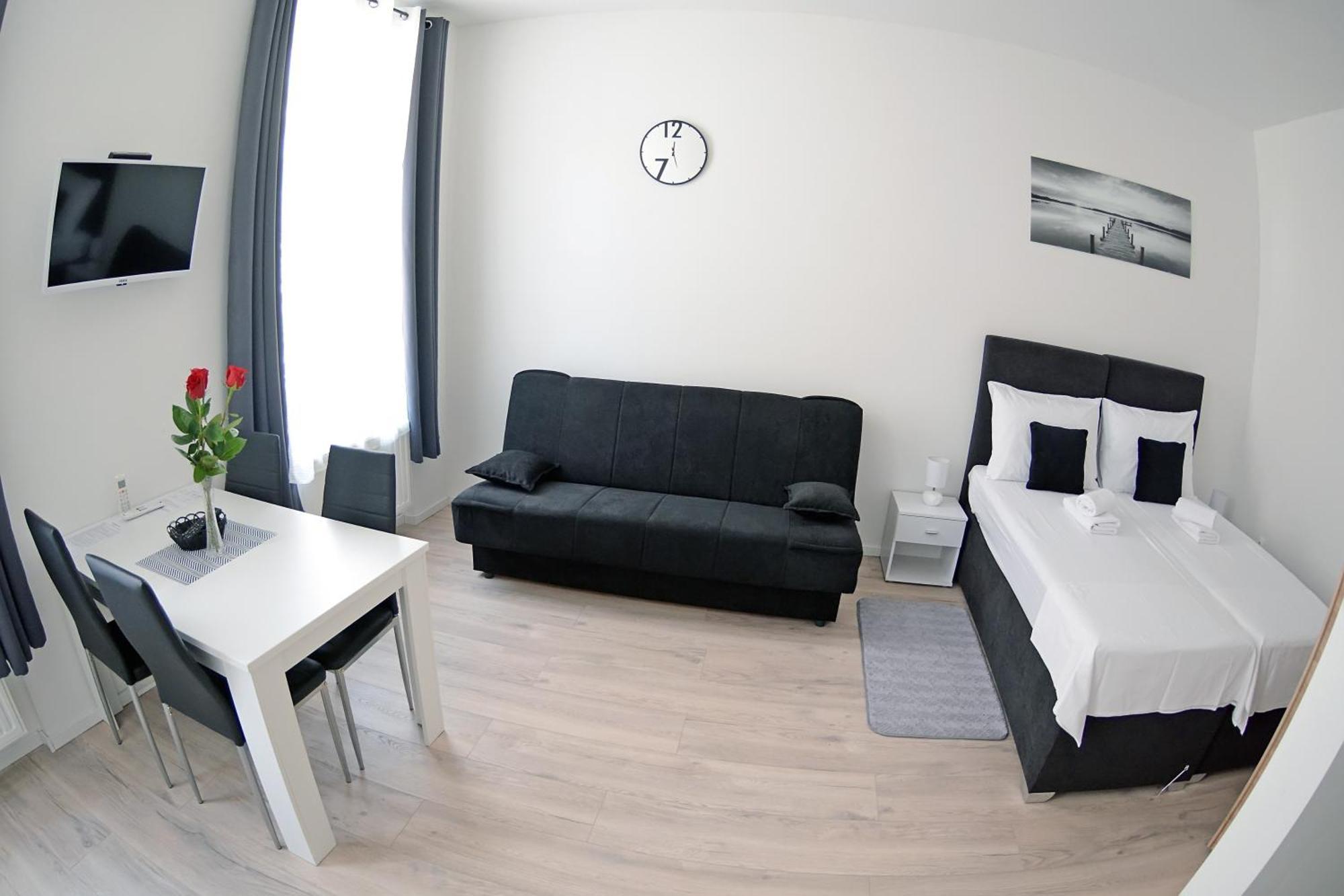 Virtus Apartments And Rooms With Free Private Parking Zagreb Phòng bức ảnh